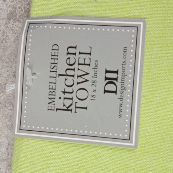 🍒 DII Cherry Sweet Dishtowel - Picture 3 of 3